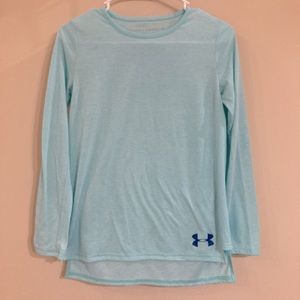 Under Armour womens size S light weight long sleeve shirt.  Good condition.
